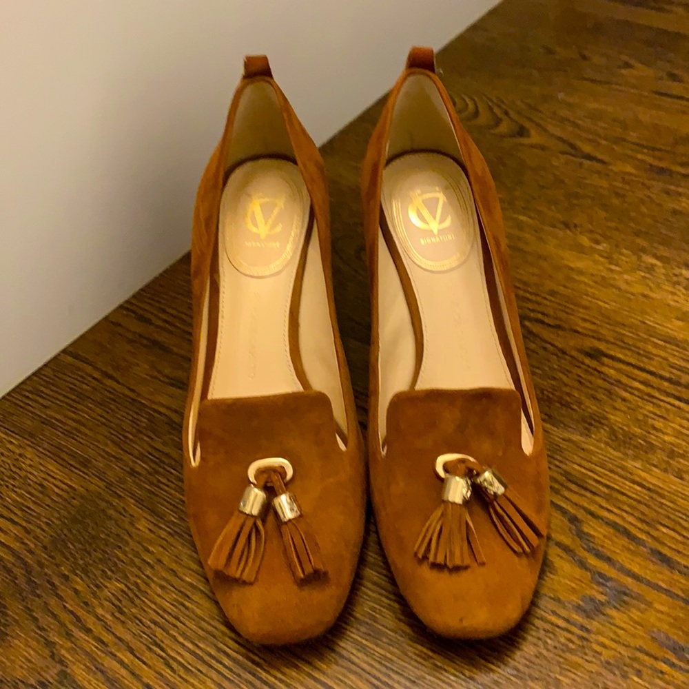 Vince Camuto Signature